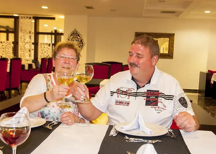 Курортний комплекс Royal Paradise Сіде