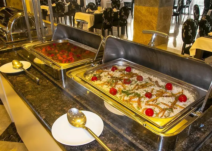 Курортний комплекс Royal Paradise 4*