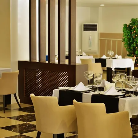 Royal Paradise 리조트