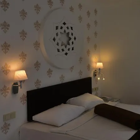 Royal Paradise 시데