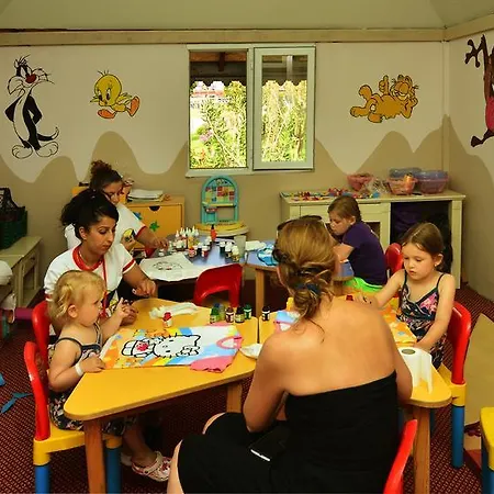 리조트 Royal Paradise