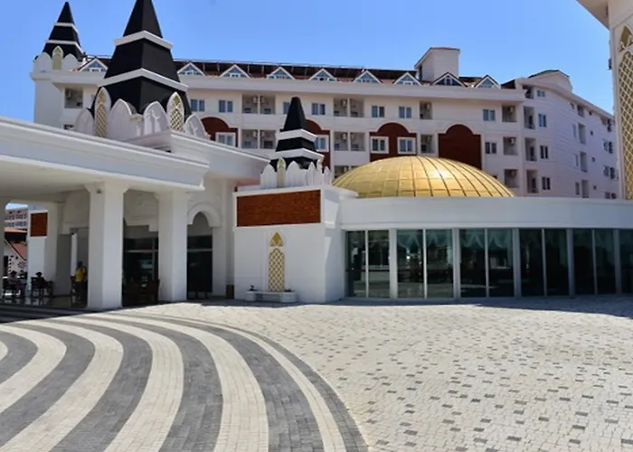 Royal Paradise 4* Sidé