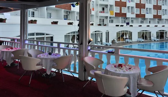 Royal Paradise Sidé