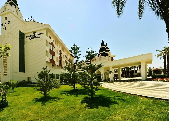 Ośrodek wypoczynkowy Royal Paradise 4*