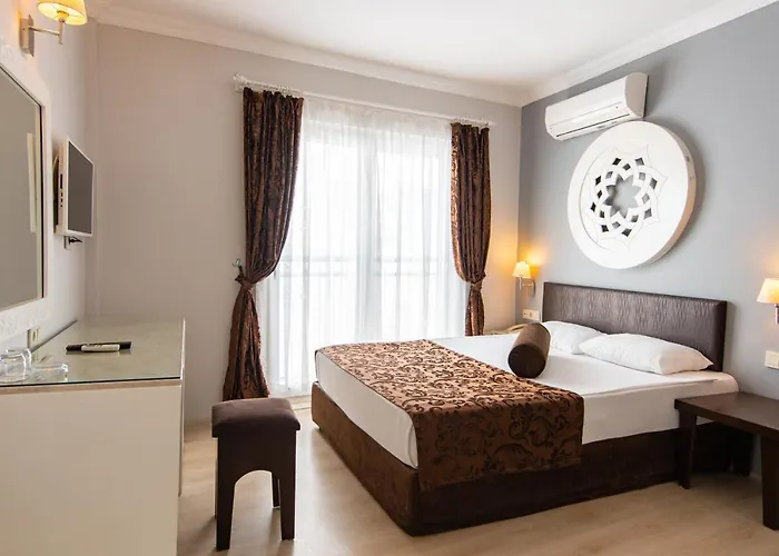 Royal Paradise Rezort 4*