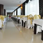 Royal Paradise