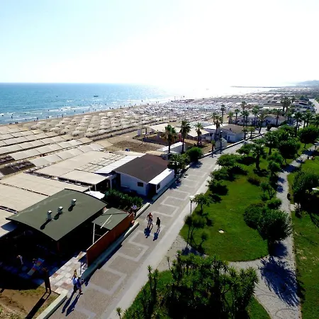 Royal Paradise אתר נופש סייד