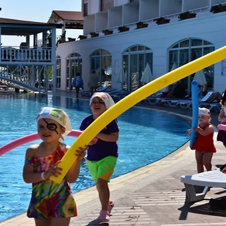 Royal Paradise אתר נופש סייד