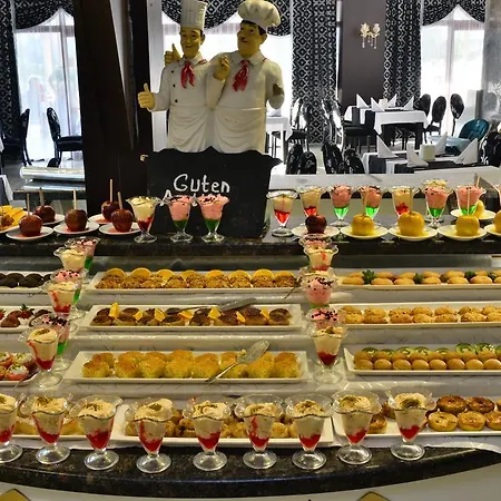 Royal Paradise סייד